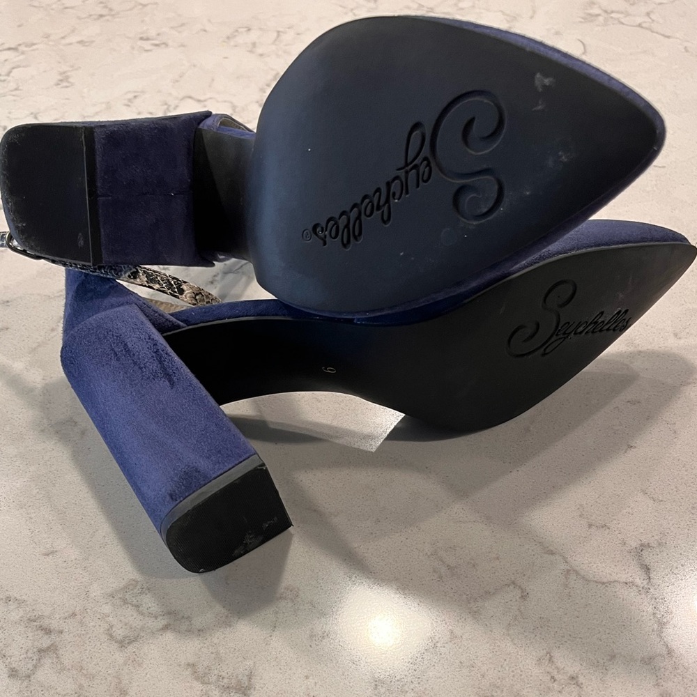 Seychelles Gaggle Ankle Strap Pump - Picture 3 of 5